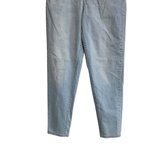 Levi's 724 High Waisted Taper Super Light Wash Jeans 27 X 28- Excellent - Picture 10 of 15